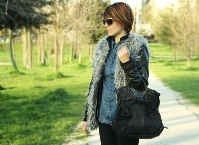 Fashion Blogger fur coat