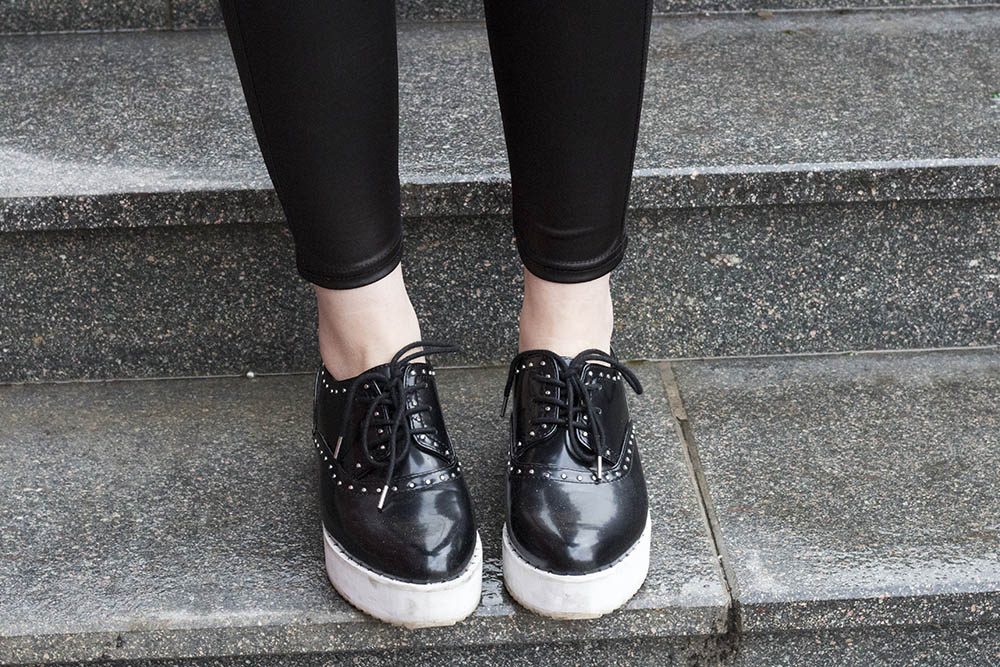 OUTFIT: TOTAL BLACK & PINK ACCENT